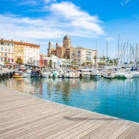Ξενοδοχείο De Flore Saint-Raphaël