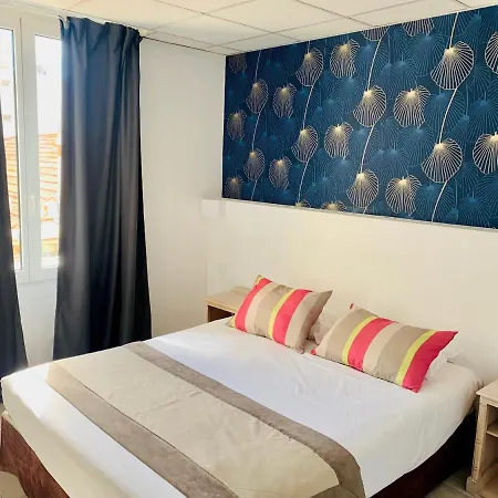 De Flore Hotell