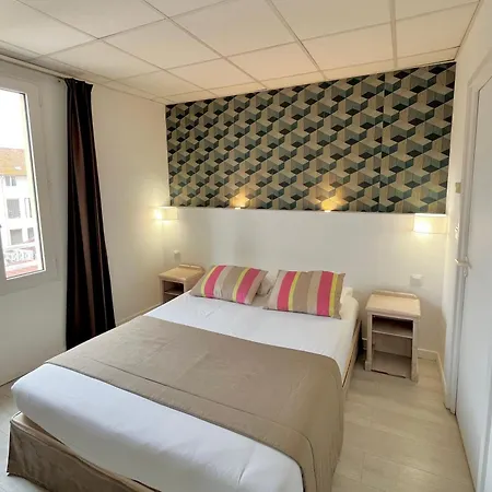 Hotell De Flore Saint-Raphaël